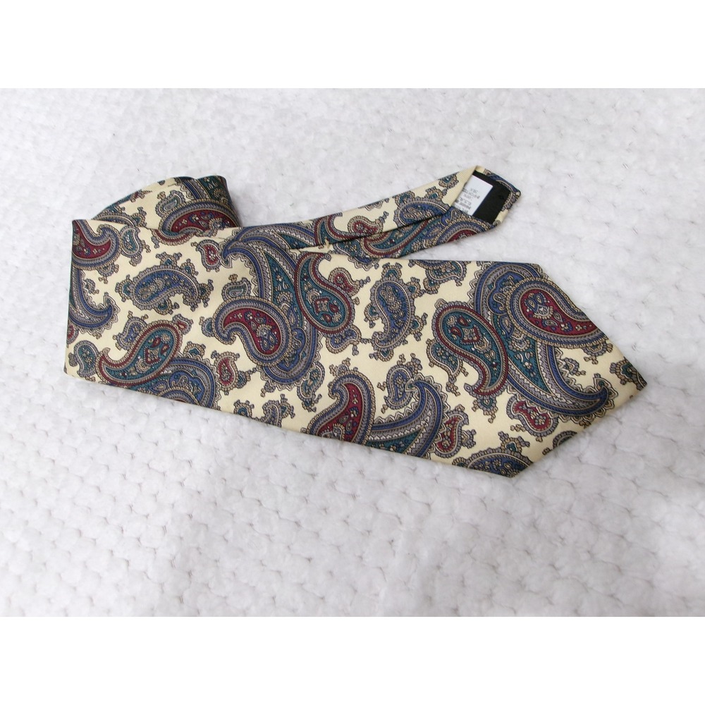 Resilio Mens‎ 4x56 Silk Necktie Cream Blue Burgundy Paisley Made in USA